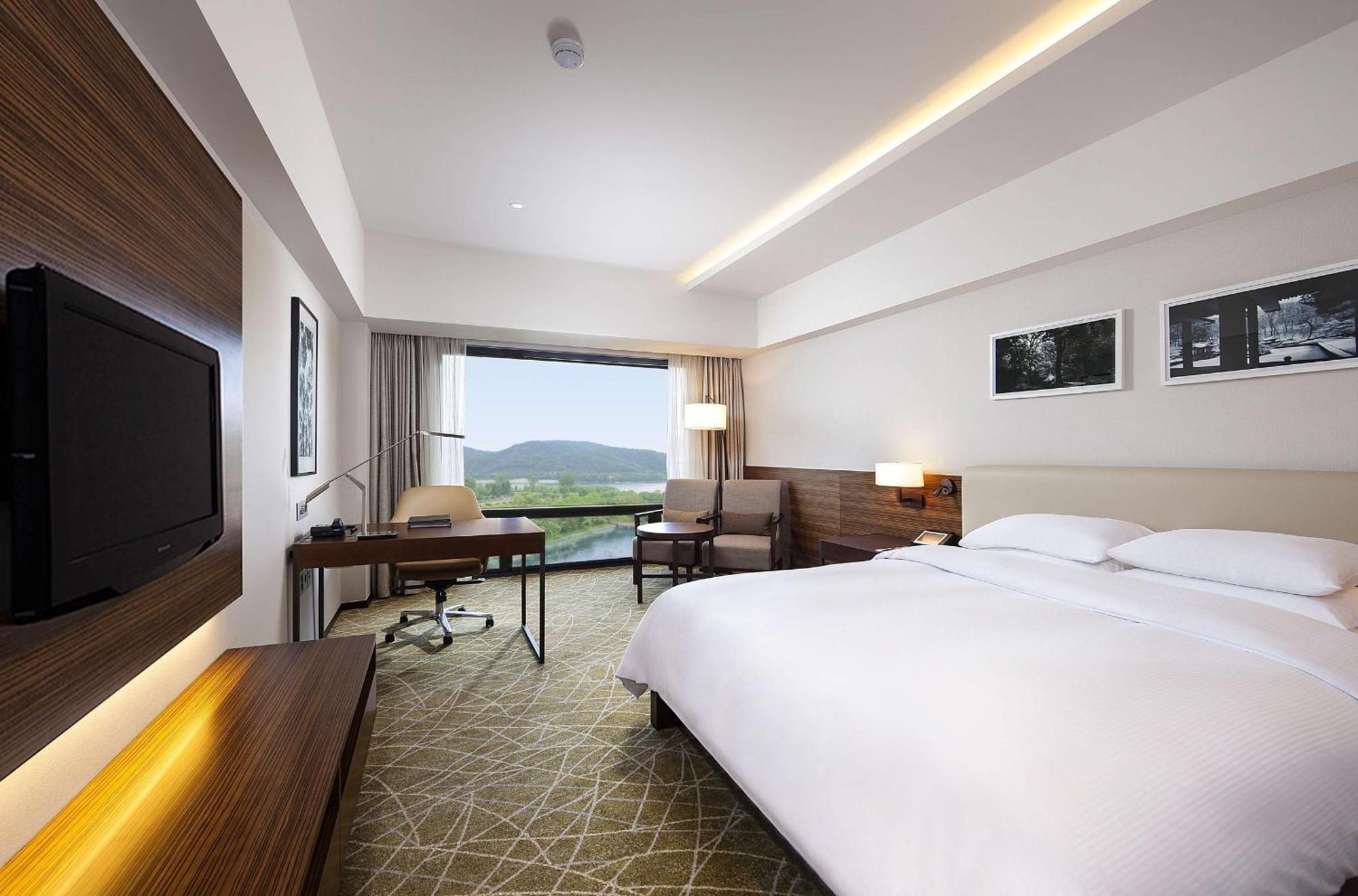 Hilton Gyeongju Hotel Exterior photo